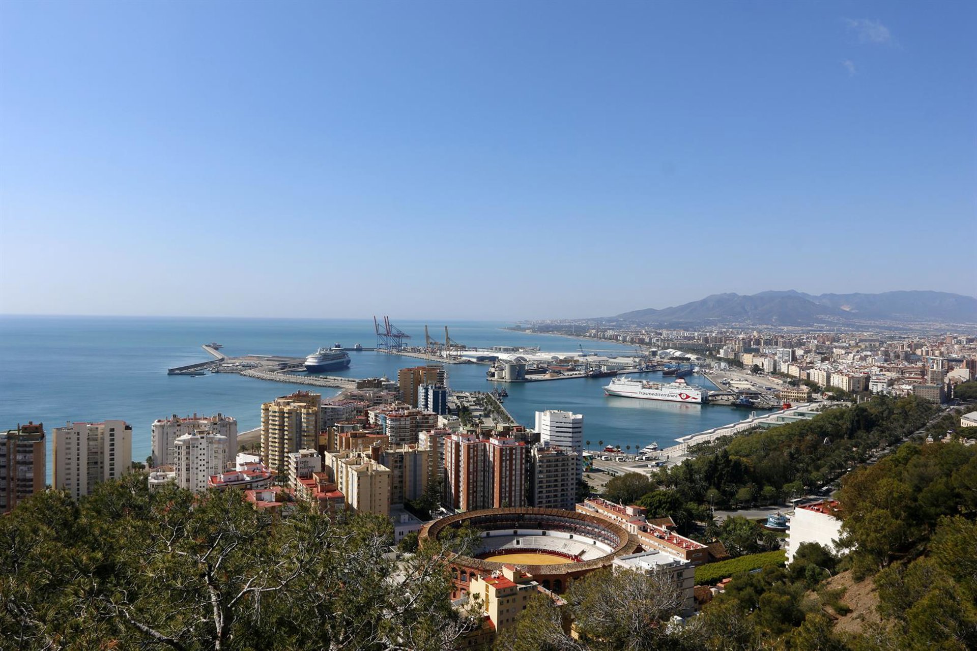 La temperatura del mar en Málaga pasa de 28,80 grados a 15,6 grados en una semana