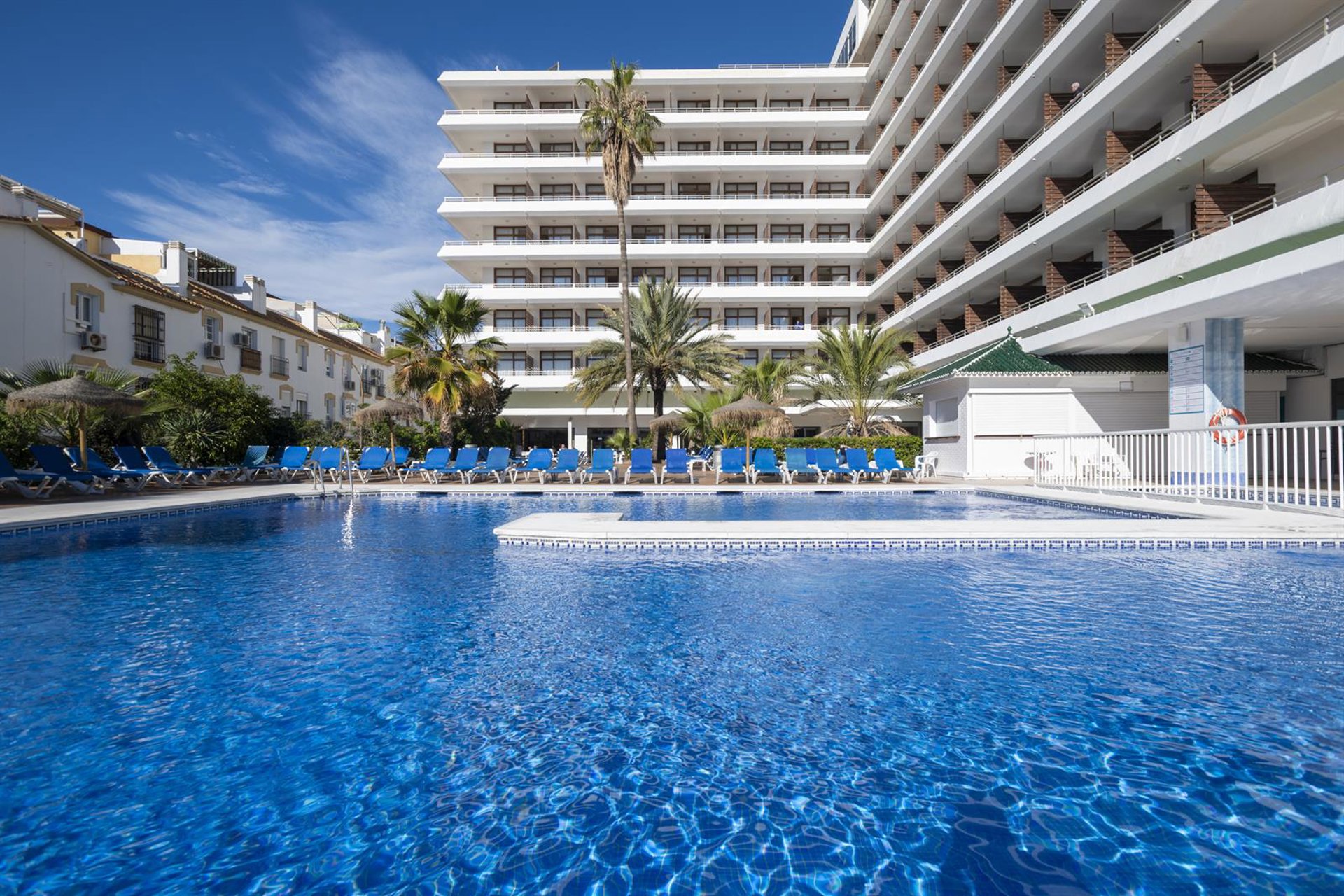 Leonardo Hotels refuerza su apuesta por la Costa del Sol con la adquisición de su segundo hotel en Torremolinos