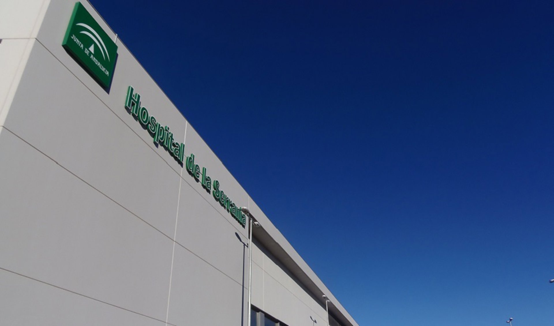 Licitada redacción de proyectos y dirección de obras de mejora energética en Área Sanitaria Serranía Málaga