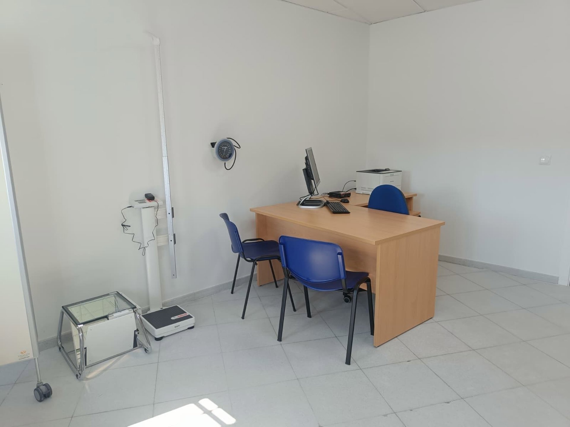 Licitan la redacción de proyectos y dirección de las obras de mejora energética en el Centro de Salud Benaoján