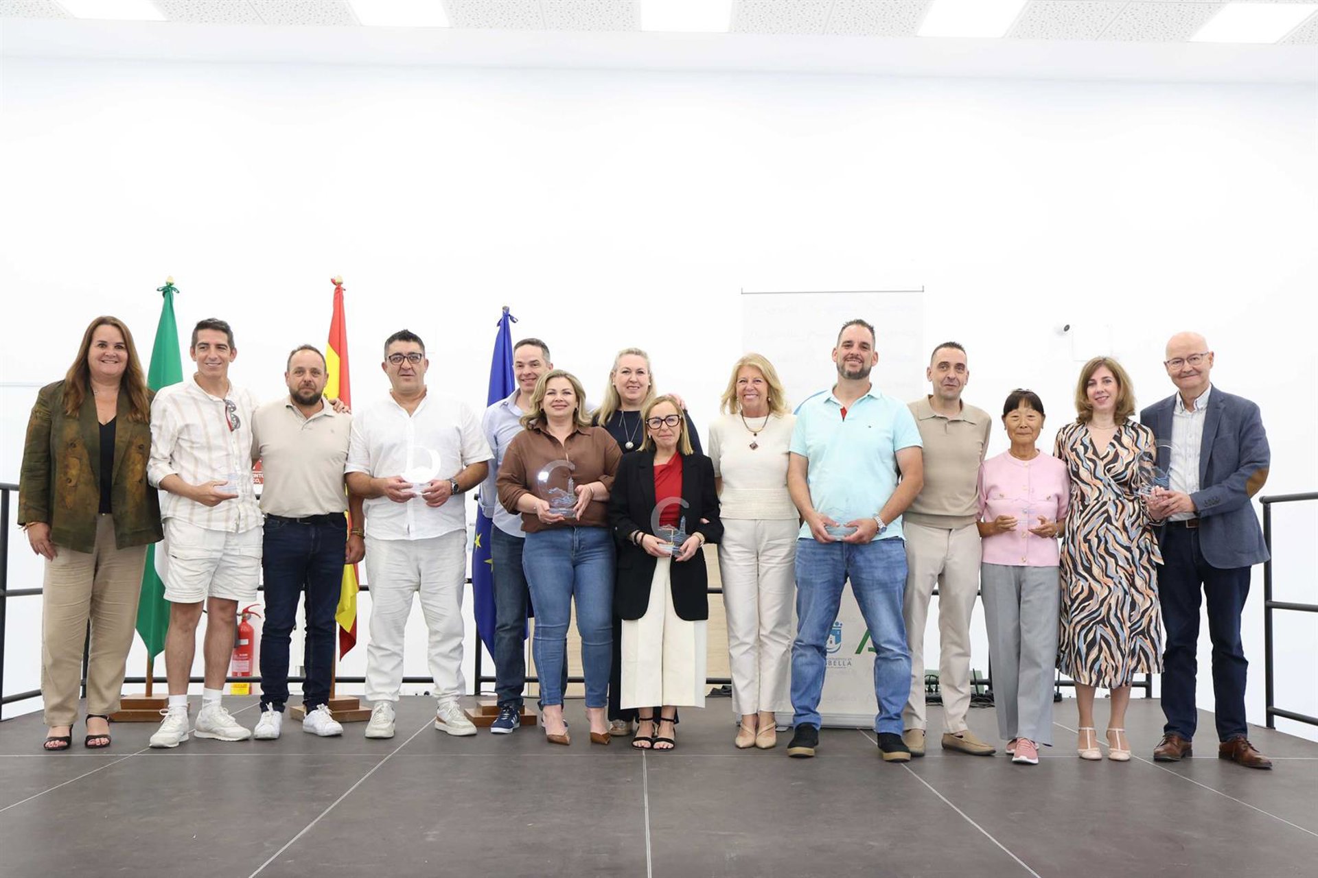Marbella premia a referentes empresariales por su contribución al desarrollo e identidad de Nueva Andalucía