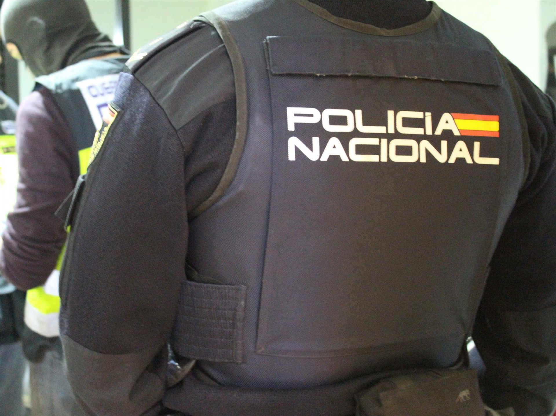 Nueve detenidos de organización dedicada a introducir en Europa grandes cantidades de estupefacientes