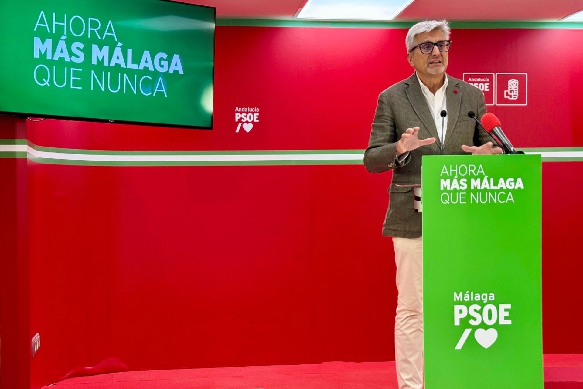 PSOE exige a Moreno que "debe revertir recortes" con "los más de 31.000 millones que llegarán del Gobierno"