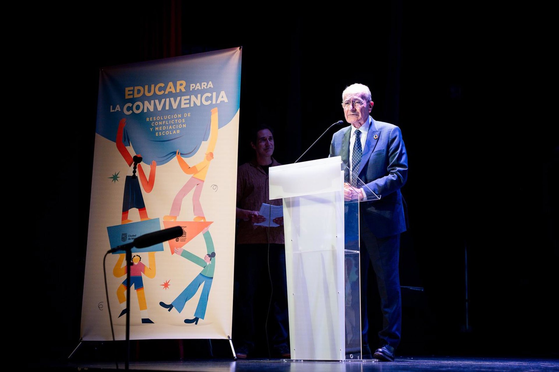 Un centenar de estudiantes de Málaga completan formación en mediación escolar con 'Educar para la Convivencia'