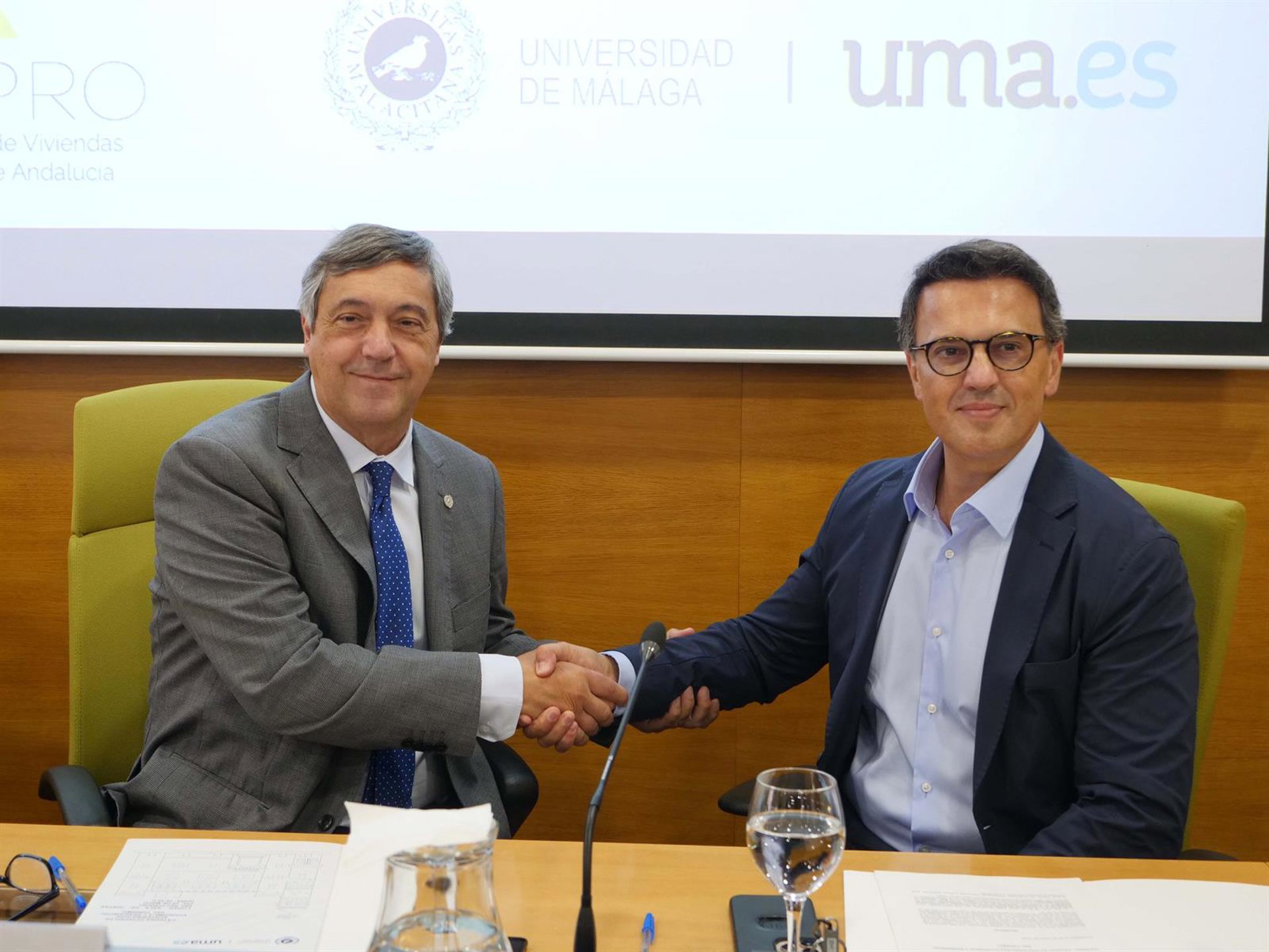 Una cátedra de la UMA profundizará en la sostenibilidad económica y residencial del turismo