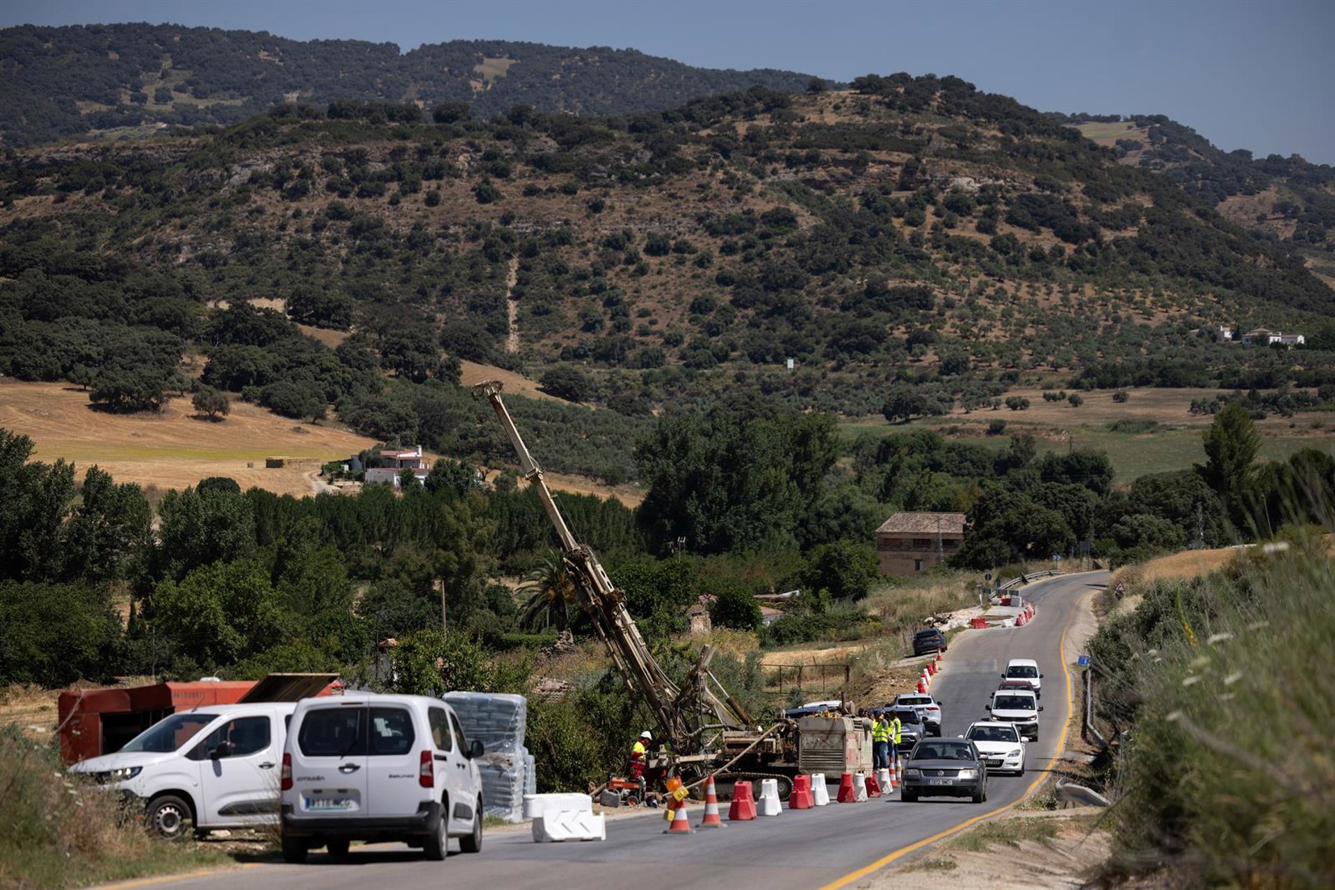 Diputación invierte 3,1 millones en solventar deformaciones de la carretera entre Ronda y Valle del Guadiaro