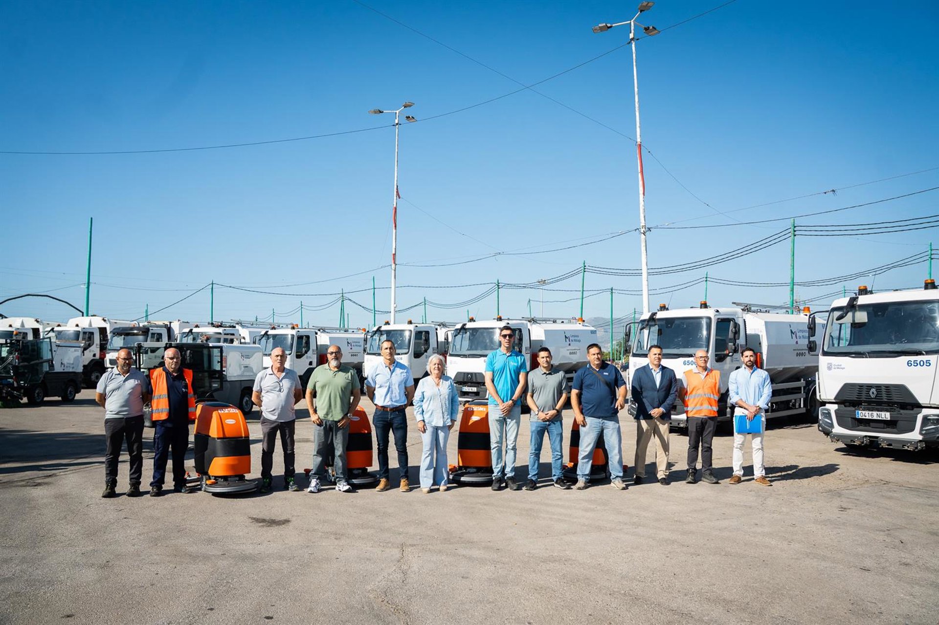 El Ayuntamiento renueva la flota de Limasam con 28 nuevos vehículos de recogida y limpieza