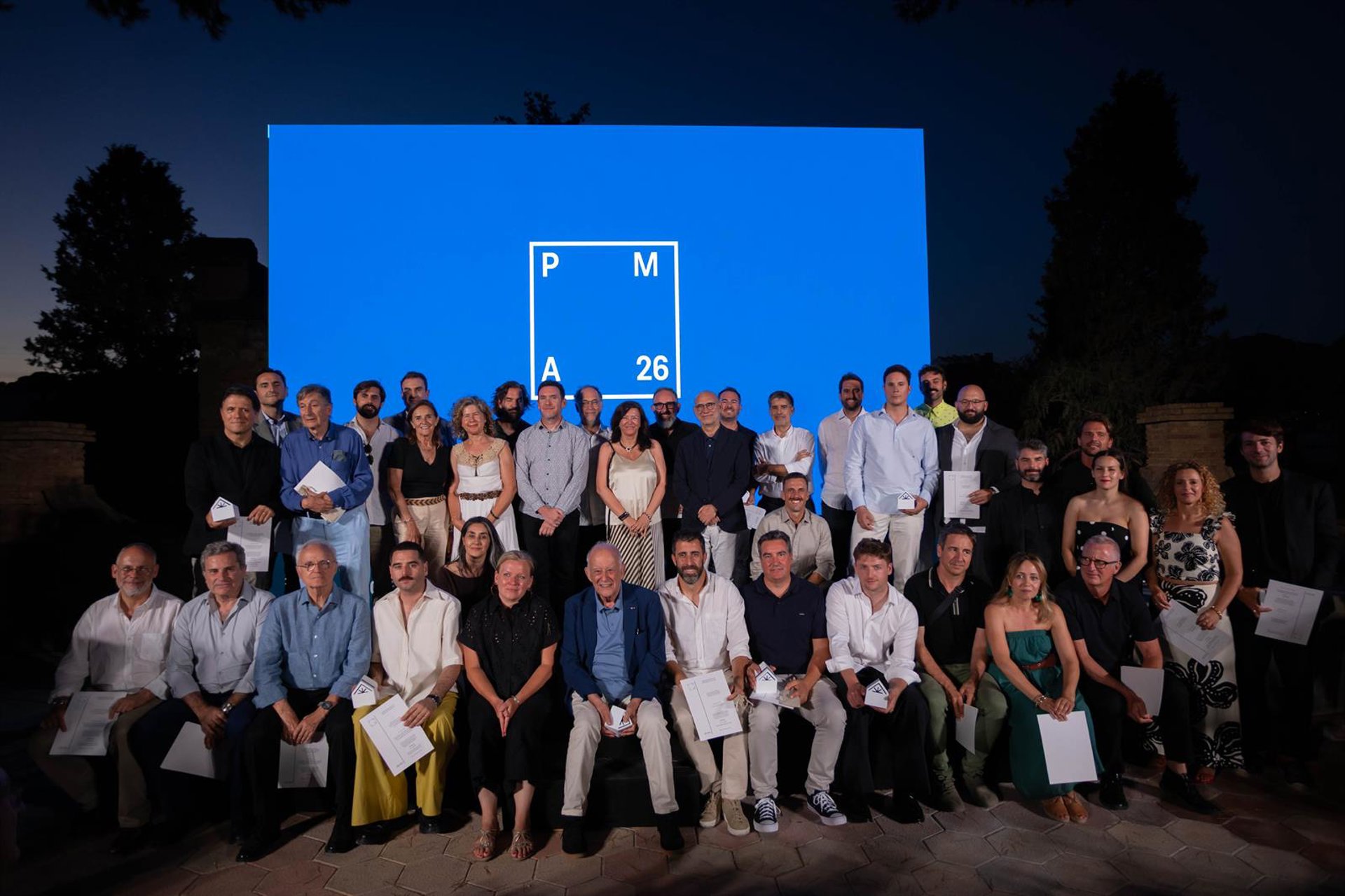 El Colegio de Arquitectos entrega reconocimientos a 23 proyectos y distingue la trayectoria de José Seguí