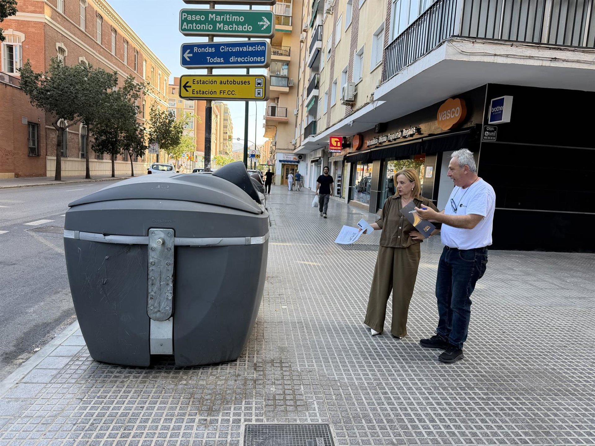 El PSOE exige a De la Torre que "deje de tomar decisiones a espaldas" de los vecinos de Carretera de Cádiz