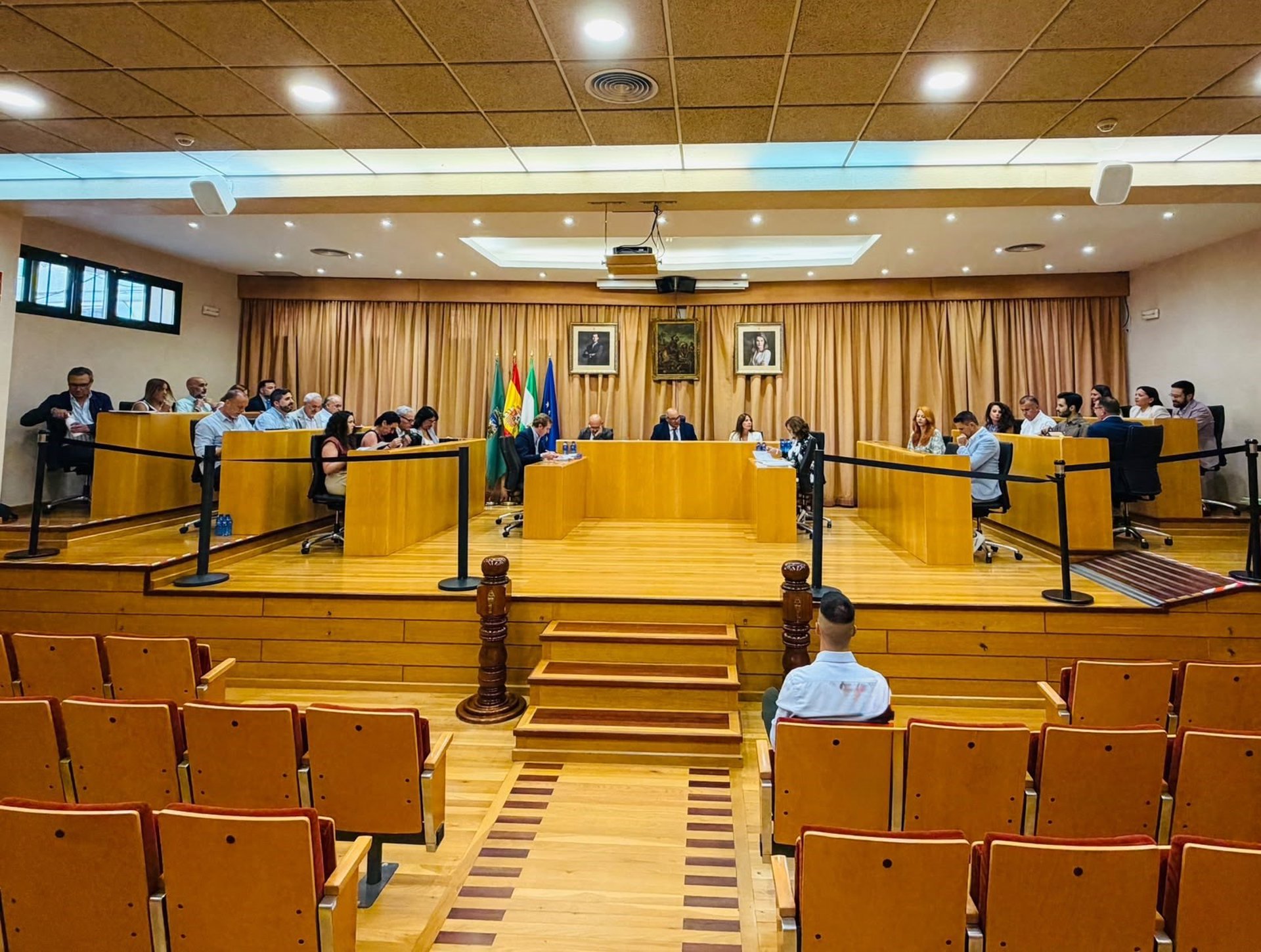 El Pleno de Vélez revela el avance de diferentes proyectos y actuaciones municipales