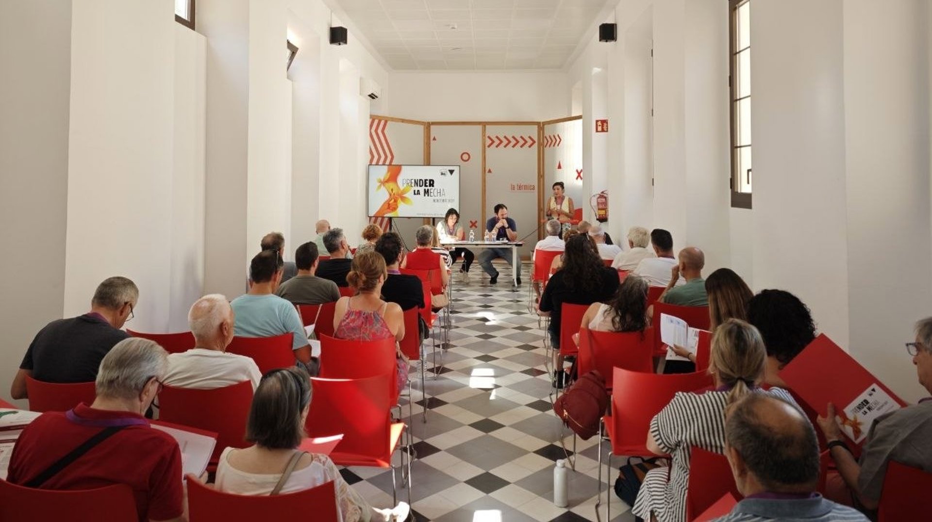 IU presenta su "alternativa" para las municipales con las que "poner fin" al "modelo especulador" del PP
