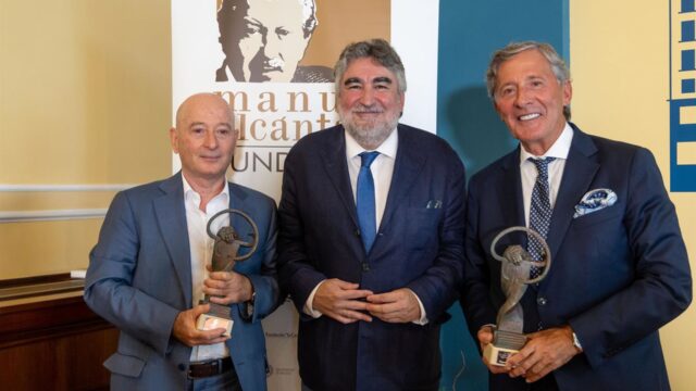 Jesús Álvarez y Orfeo Suárez reciben el VIII Premio Nacional de Periodismo Deportivo Manuel Alcántara