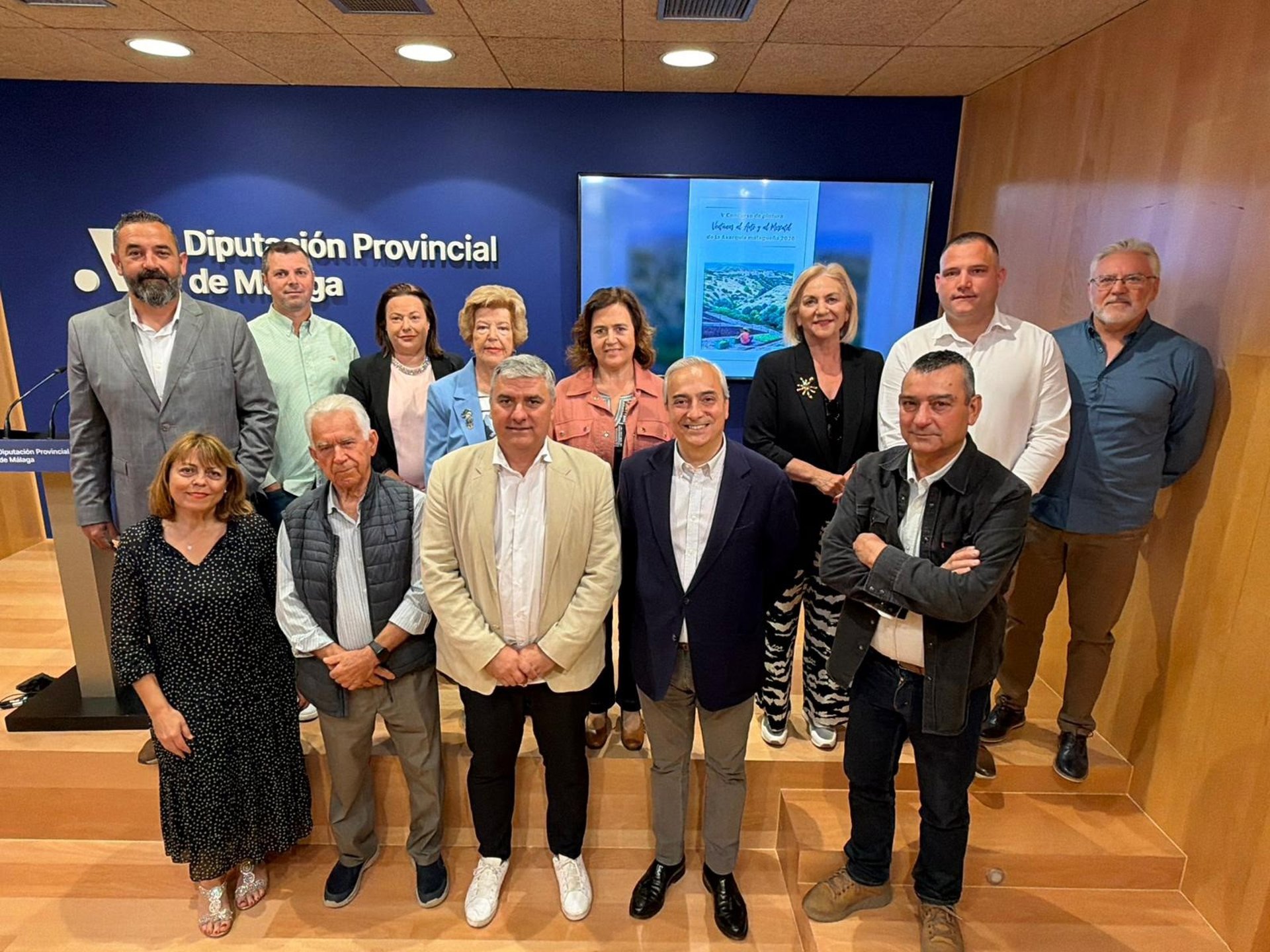 La Diputación colabora con el concurso de pintura 'Ventanas al Arte y al Moscatel de la Axarquía'
