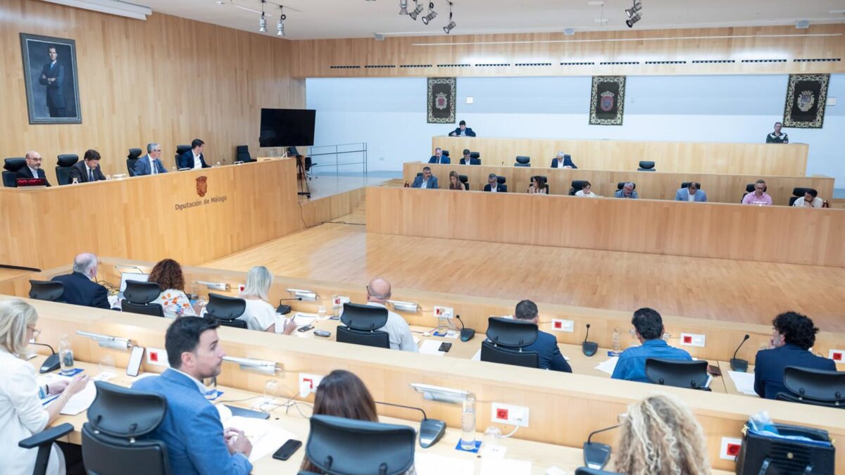 La Diputación de Málaga aprueba la prórroga del contrato por 69 millones para el Servicio de Ayuda a Domicilio