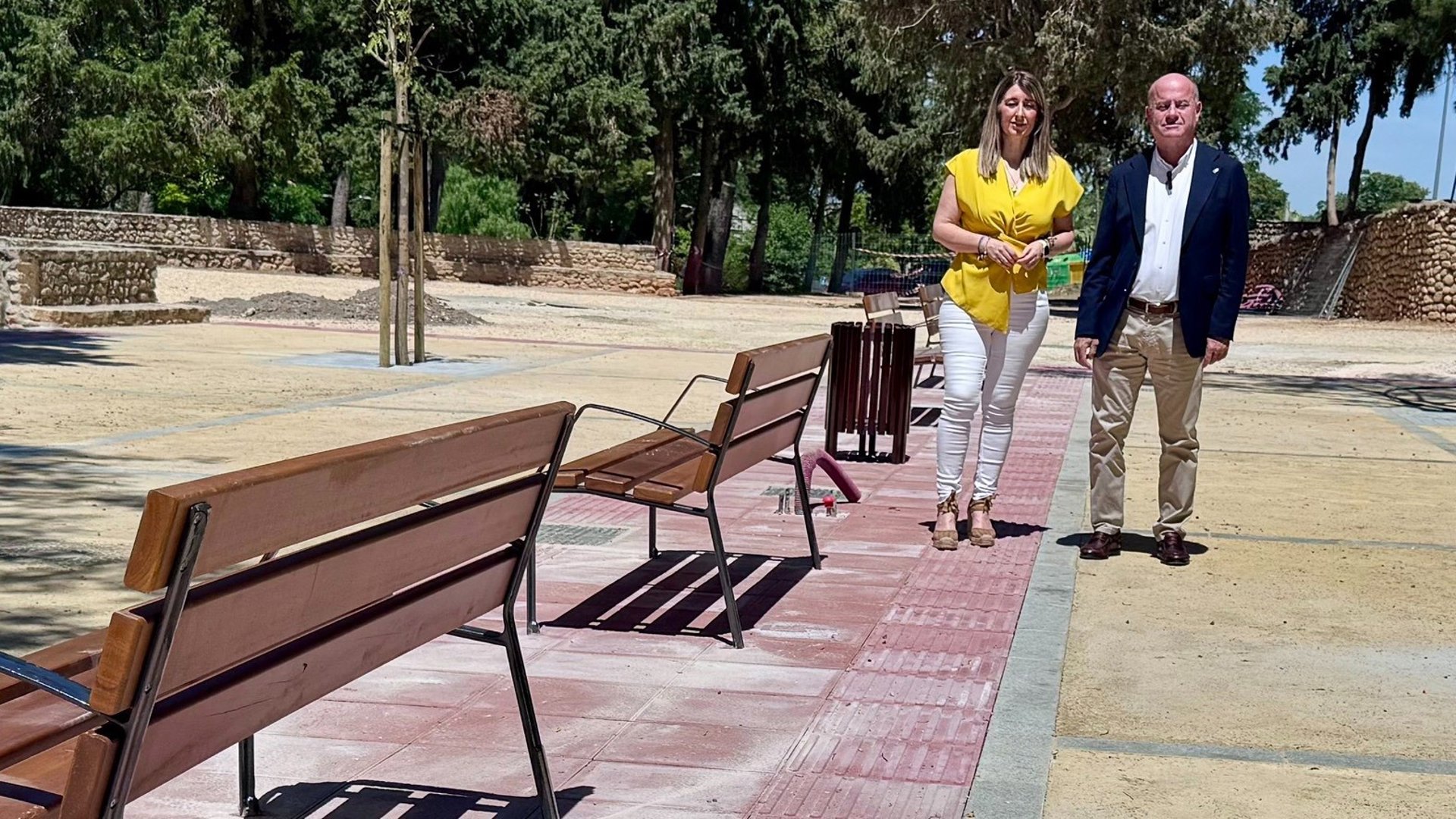 La segunda fase de la remodelación de los Jardines del Corazón de María en Antequera encara su recta final