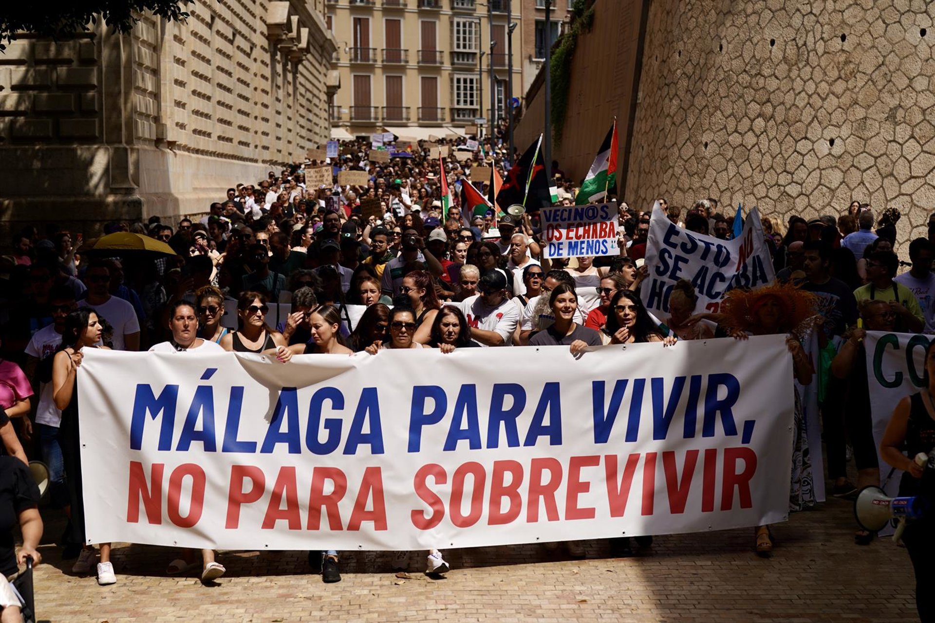 Málaga se moviliza este sábado por "la vivienda, contra la precariedad y la destrucción del territorio"