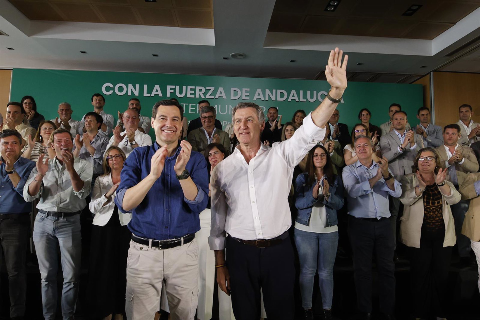 Moreno coincidirá por primera vez con Feijóo en campaña en un mitin en Málaga el domingo 10