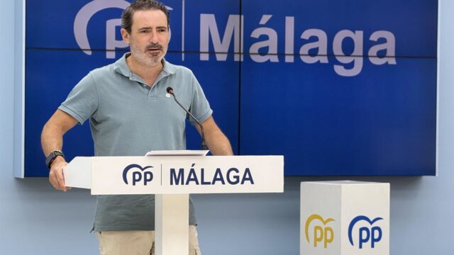 PP dice que "políticas asfixiantes" de Sánchez "obligan a las familias a endeudarse" ante la vuelta al colegio