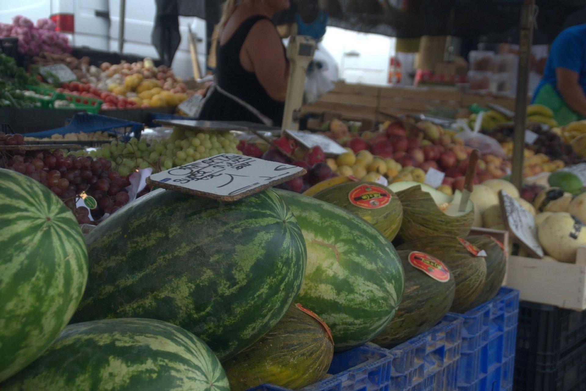 Proceso abierto para adjudicar 37 puestos en los mercadillos de Rincón de la Victoria y La Cala del Moral