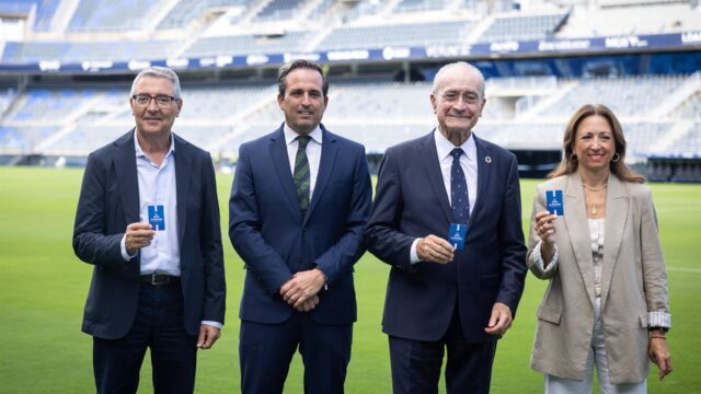 Salado refrenda el compromiso de la Diputación con el Málaga CF