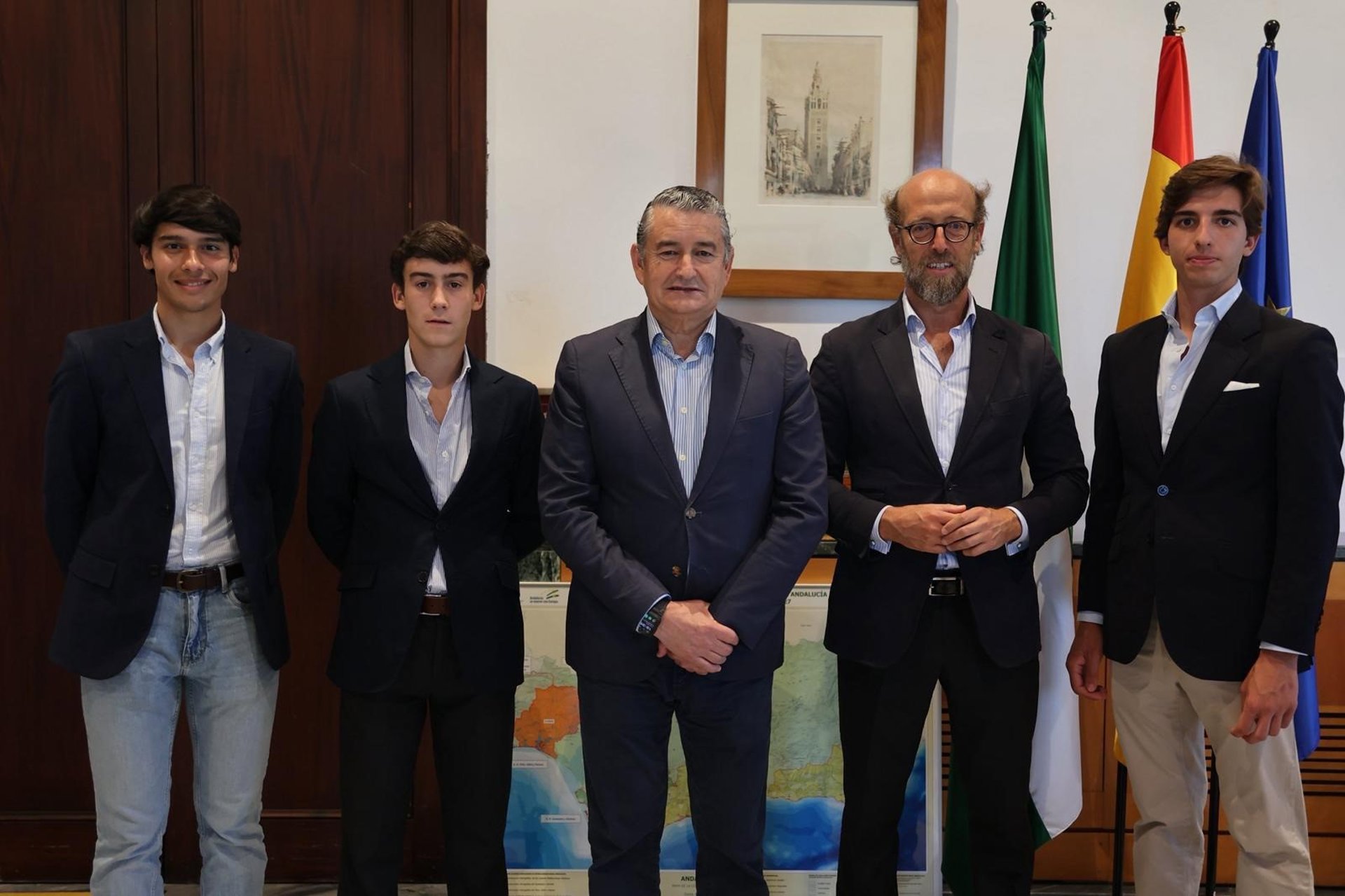 Sanz presenta el cartel de la final de la Liga Novilladas de Andalucía que se celebrará en Málaga