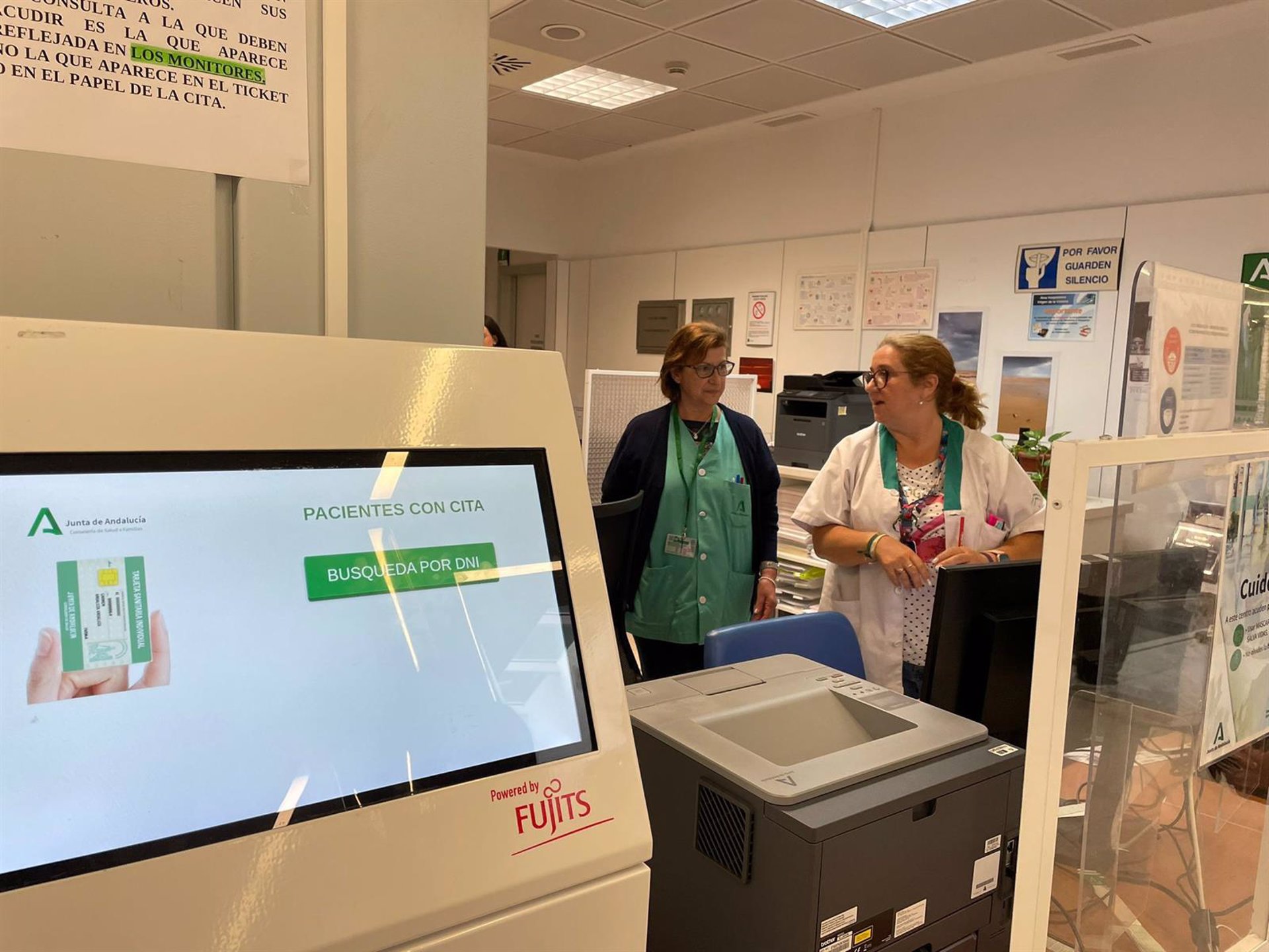 El Hospital Clínico mejora la atención en el área de consultas y hospital de día oncohematológico