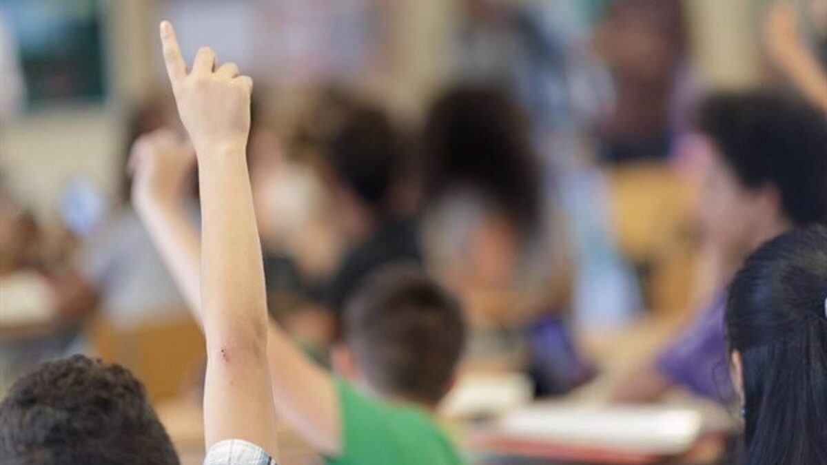 El programa educativo municipal 'Teenbizz' acerca el emprendimiento a más de 760 escolares malagueños