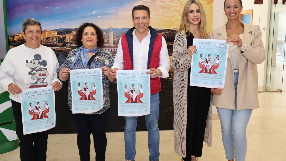Torrox organiza el 1 de mayo III Cata junto al mar, la más grande de Europa