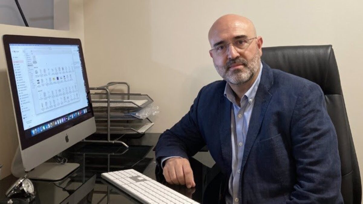 Dimite el jefe del servicio de Oncología del Hospital Regional Universitario
