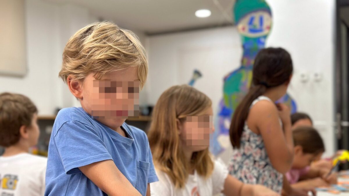 El Museo Picasso propone 'Pentaprisma', los talleres de vacaciones para niños