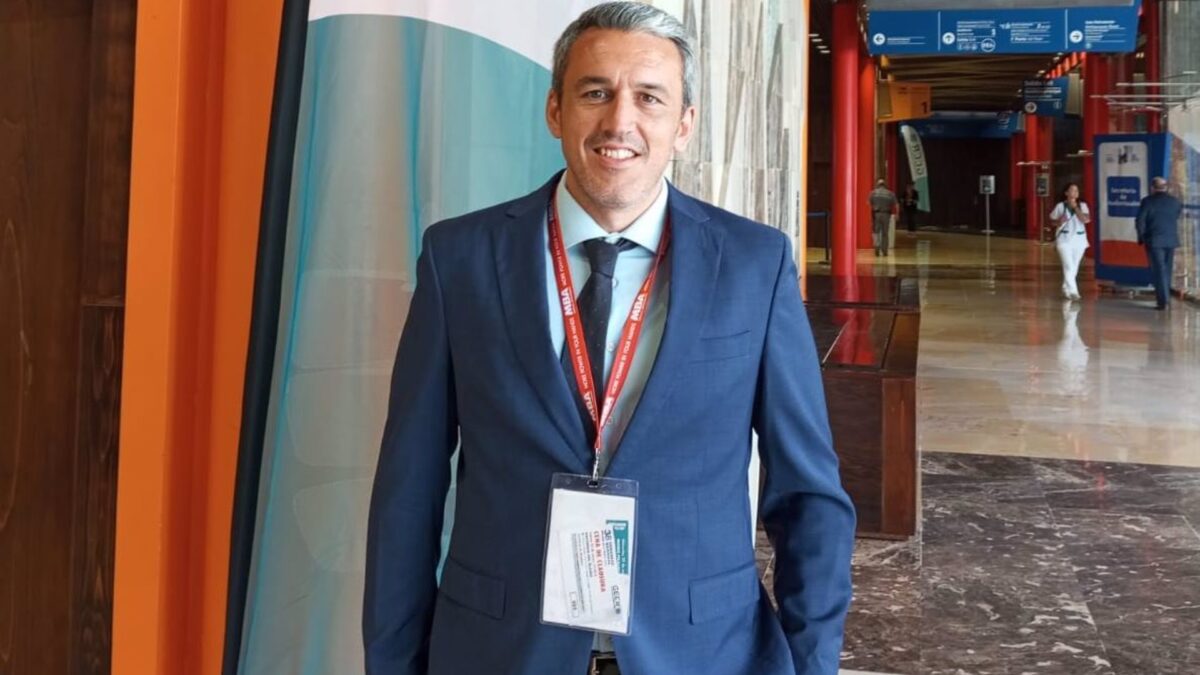 Expertos apuntan al uso de un corsé ortopédico para prevenir la progresión de la escoliosis idiopática