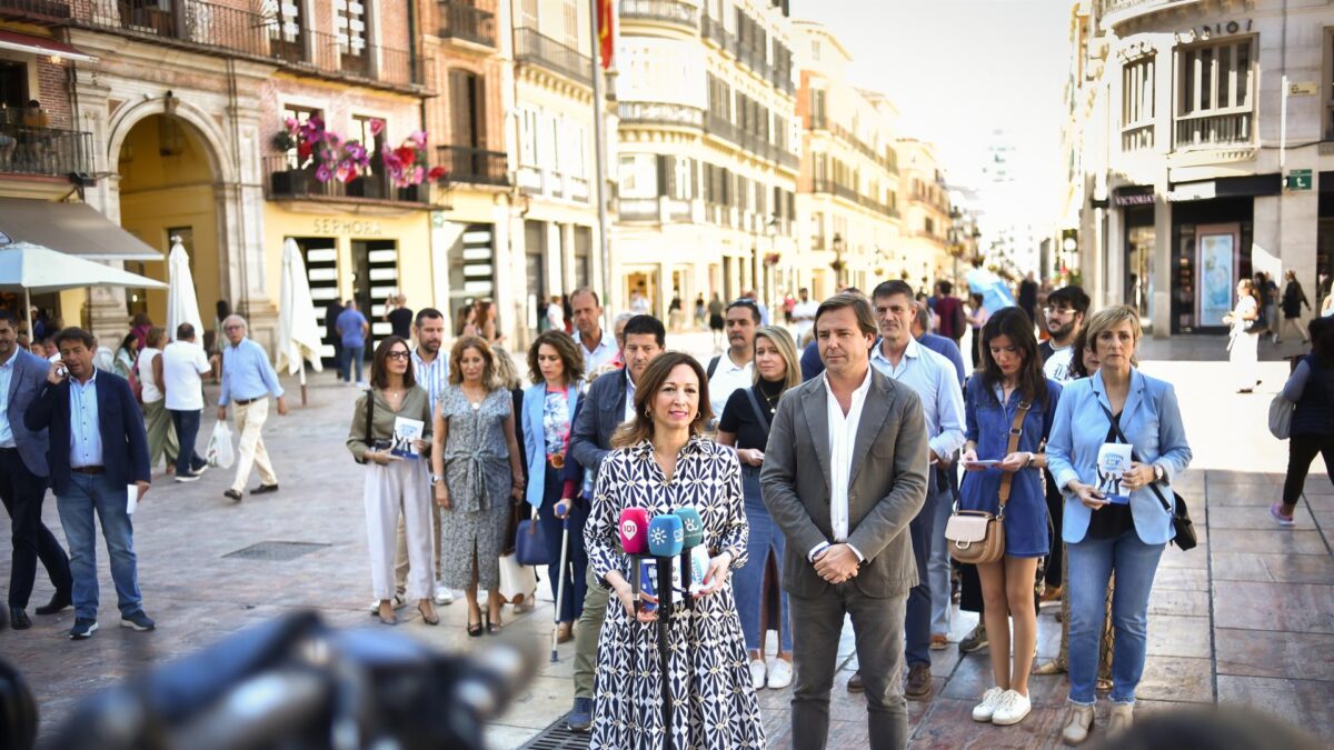 Navarro (PP) anima a malagueños a reclamar el domingo inversiones "que nos corresponden" y rechazar "agravios"
