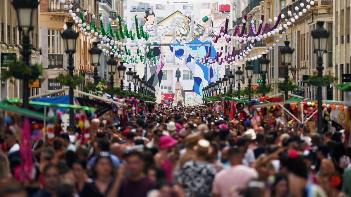 Aprobado el horario de finalización de la Feria del centro histórico a las 18.00 horas