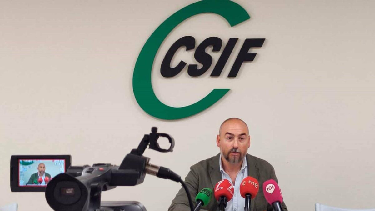 CSIF critica que los profesores "no pueden prestar atención individualizada y de calidad" al alumnado