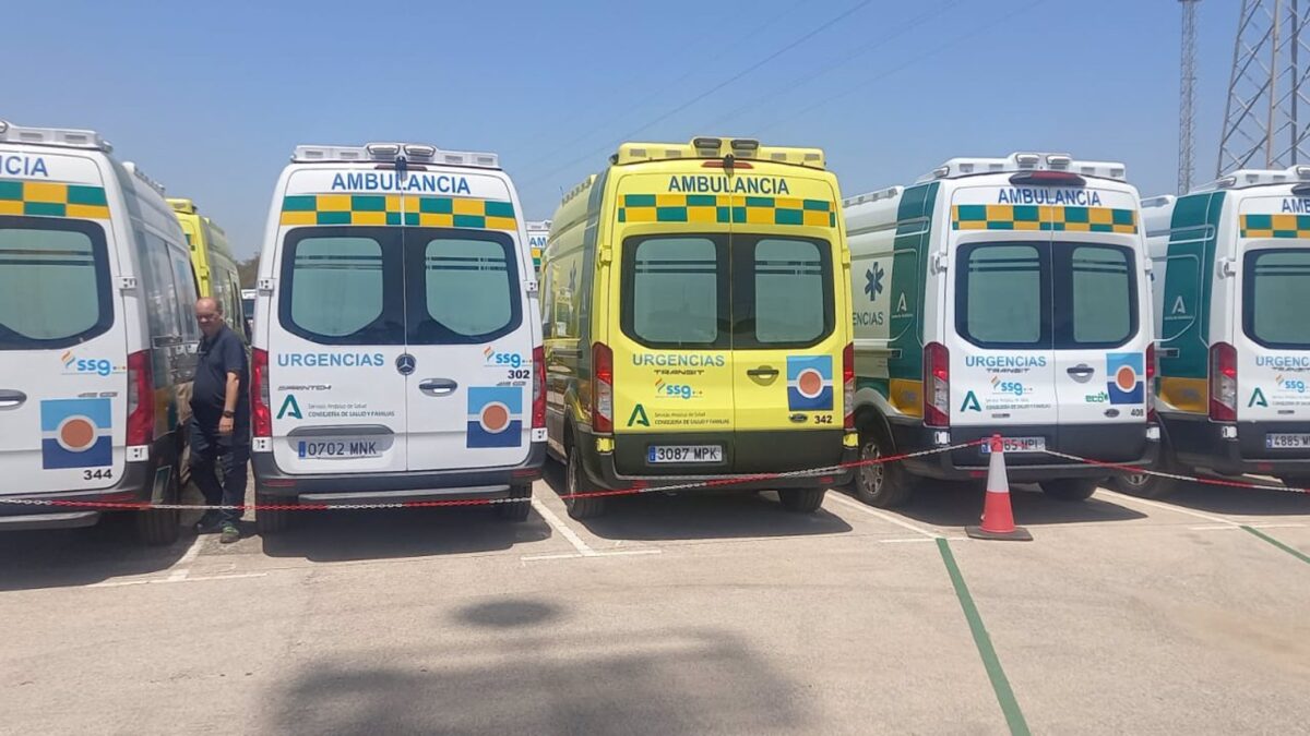 Comienzan a dar servicio los nuevos vehículos de transporte sanitario de la provincia que suma 12 ambulancias