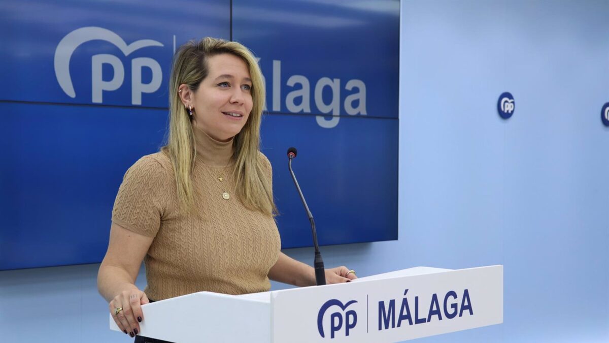 El PP critica que "el abandono" del Gobierno a autoescuelas hace que "8.400 malagueños esperen para examinarse"