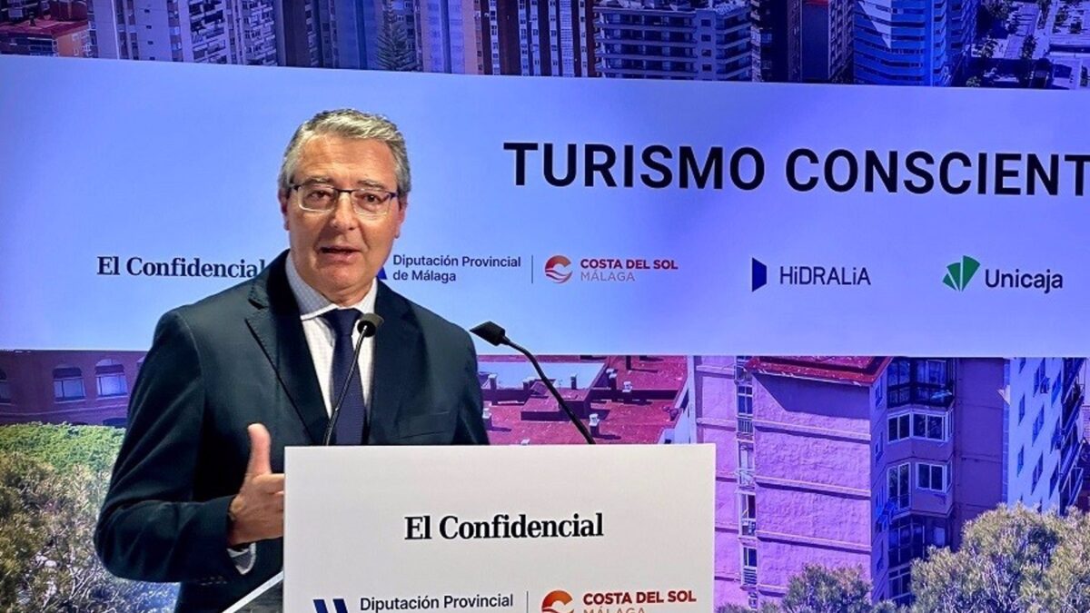 Francisco Salado: "no hay inversión más progresista y sostenible que el tren litoral"
