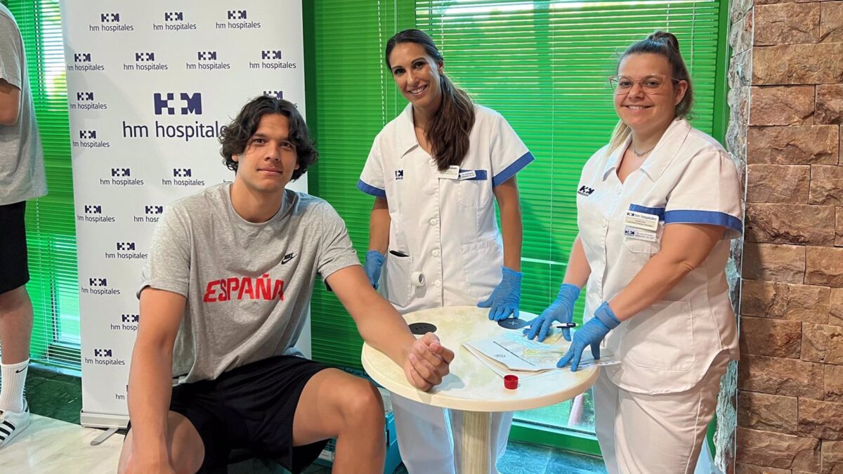 HM Hospitales Málaga realiza una exhaustiva analítica a jugadores de la selección española de baloncesto U20M
