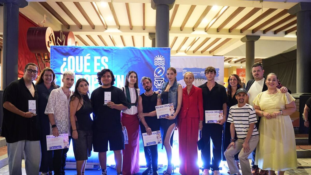 La colección 'Sombras y destellos' de Julio Enrique Ávila Ferrucho vence en la muestra MálagaCrea Moda 2024