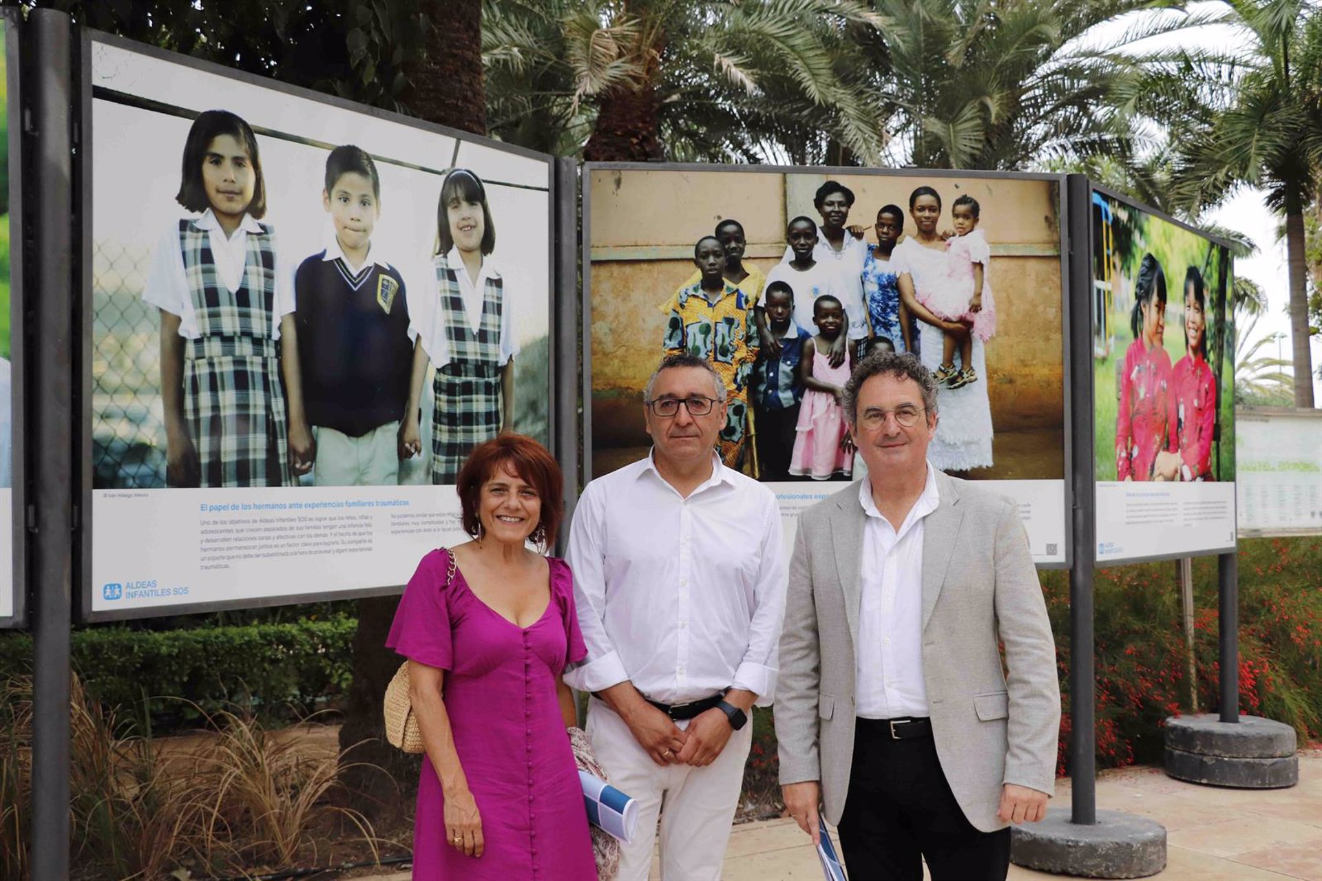 Aldeas Infantiles SOS inaugura en Málaga su exposición fotográfica en homenaje a los hermanos en acogimiento