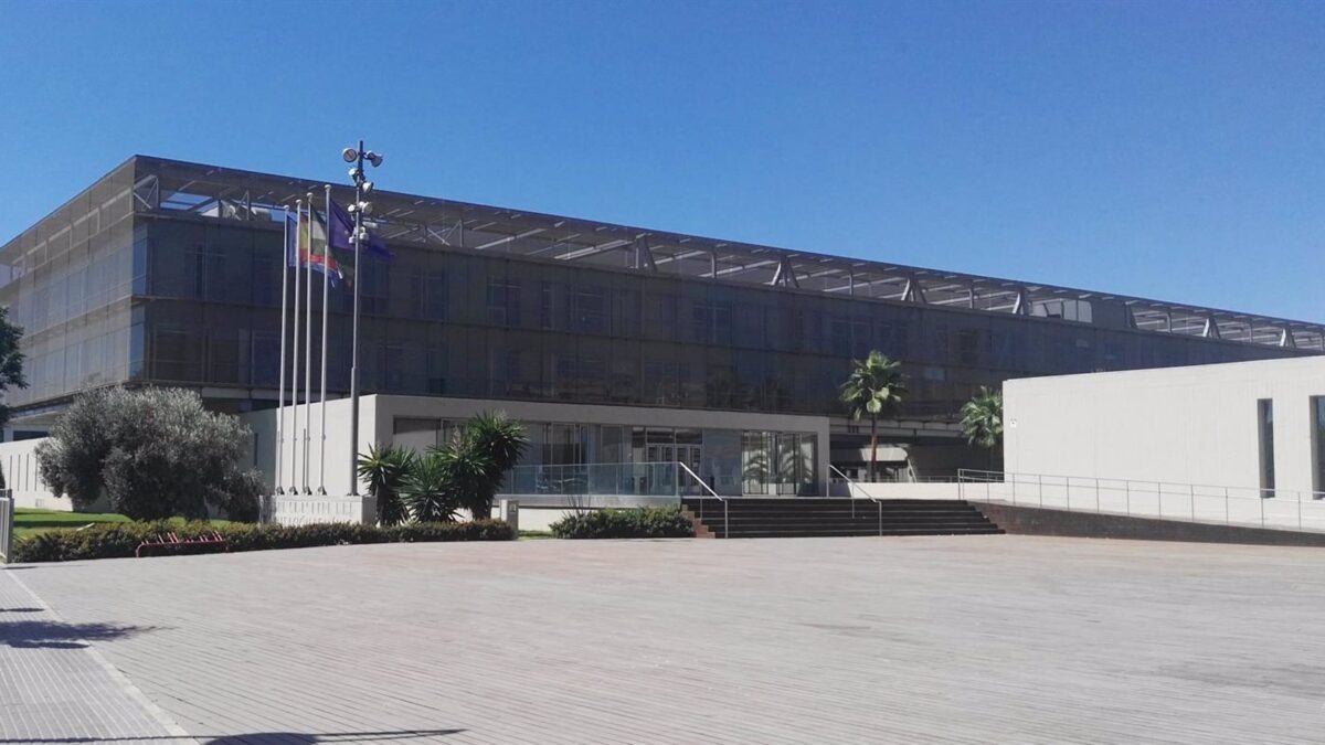 Ayuntamiento de Málaga y Diputación reciben ayudas de la Junta para formación de empleados públicos