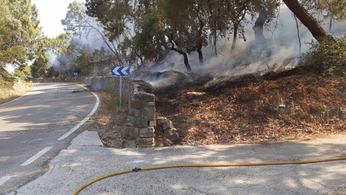 En prisión un hombre detenido por provocar un incendio forestal en Casares a principios de mes