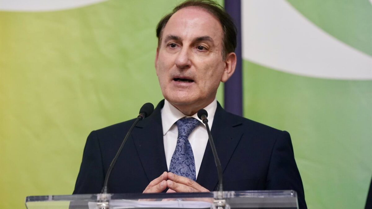 González de Lara ve "una necesidad irrenunciable" el tren litoral: "Hay un verdadero clamor"