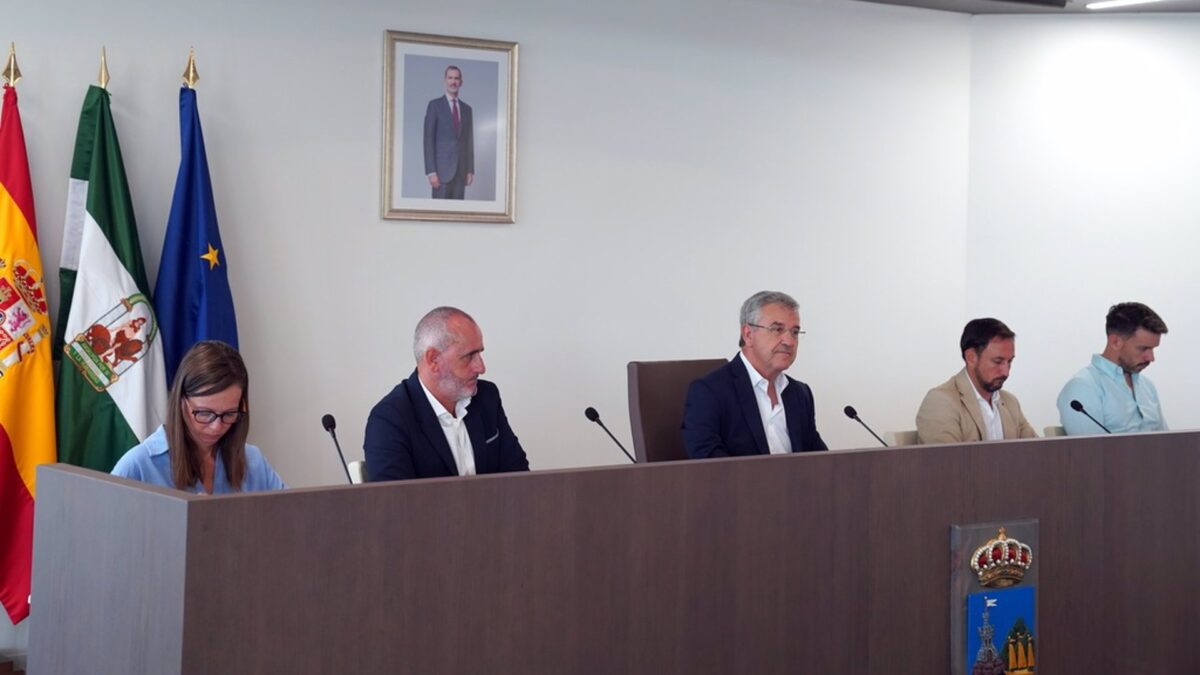 Avanza la tramitación de dos proyectos que proporcionarán suelo para la construcción de 700 VPO en Estepona