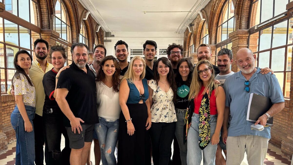 Carlos Álvarez y doce jóvenes cantantes estrenarán 'El gitano por amor' en Ópera Estudio de Málaga