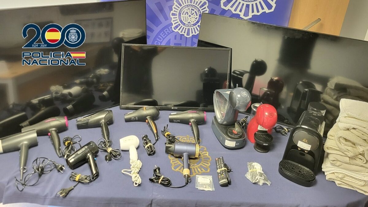 Detenida una pareja por el robo de electrodomésticos en pisos vacacionales