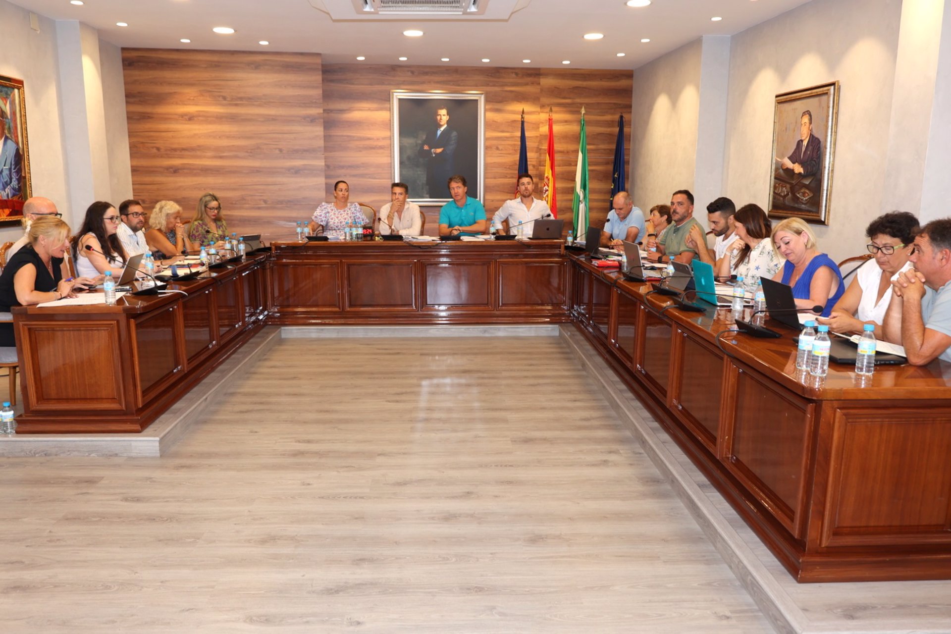 El Ayuntamiento de Torrox sigue con el objetivo de estabilidad presupuestaria y regla de gasto