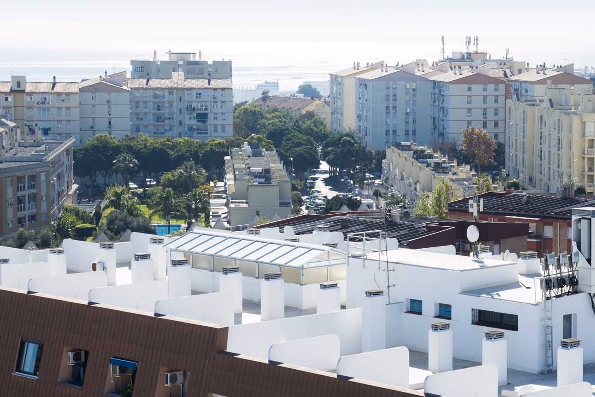 Torremolinos impulsa un calendario para la eliminación de amianto en edificios municipales