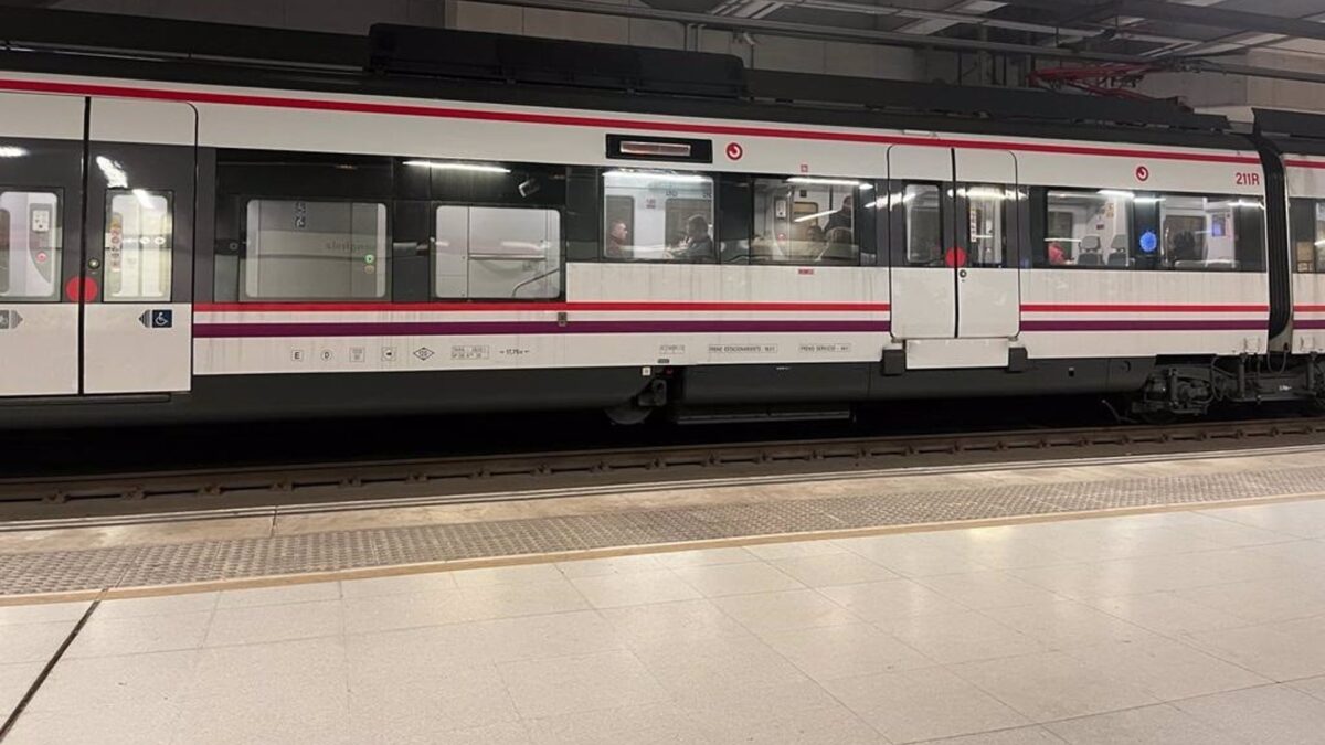 Trabajadores del Cercanías y del AVE de Málaga irán a la huelga durante la Feria de Málaga