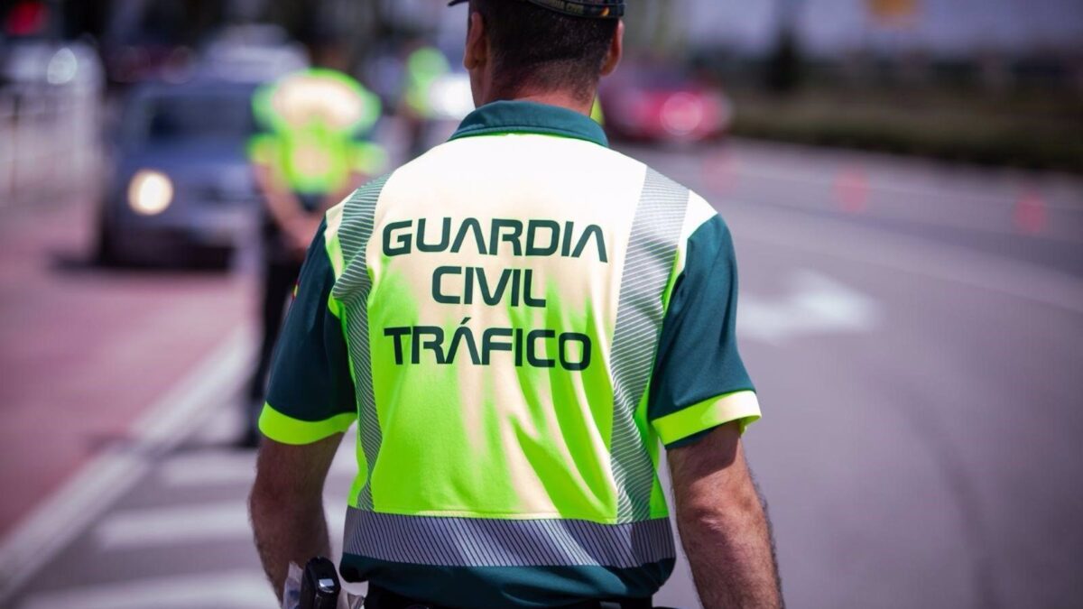 Un conductor kamikaze provoca una colisión de varios vehículos en la A-7 en Fuengirola